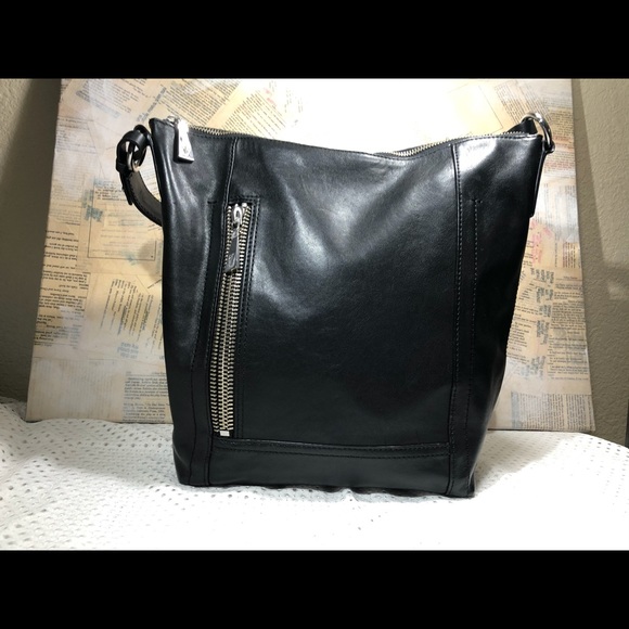 Frye Handbags - 💥Like New! Frye Lena Hobo Bag